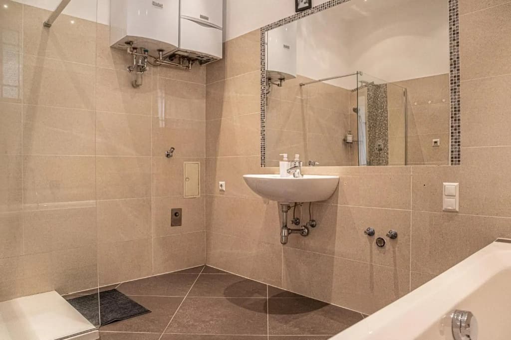 Modern Apartment - Bookable in Lockdown - photo 7