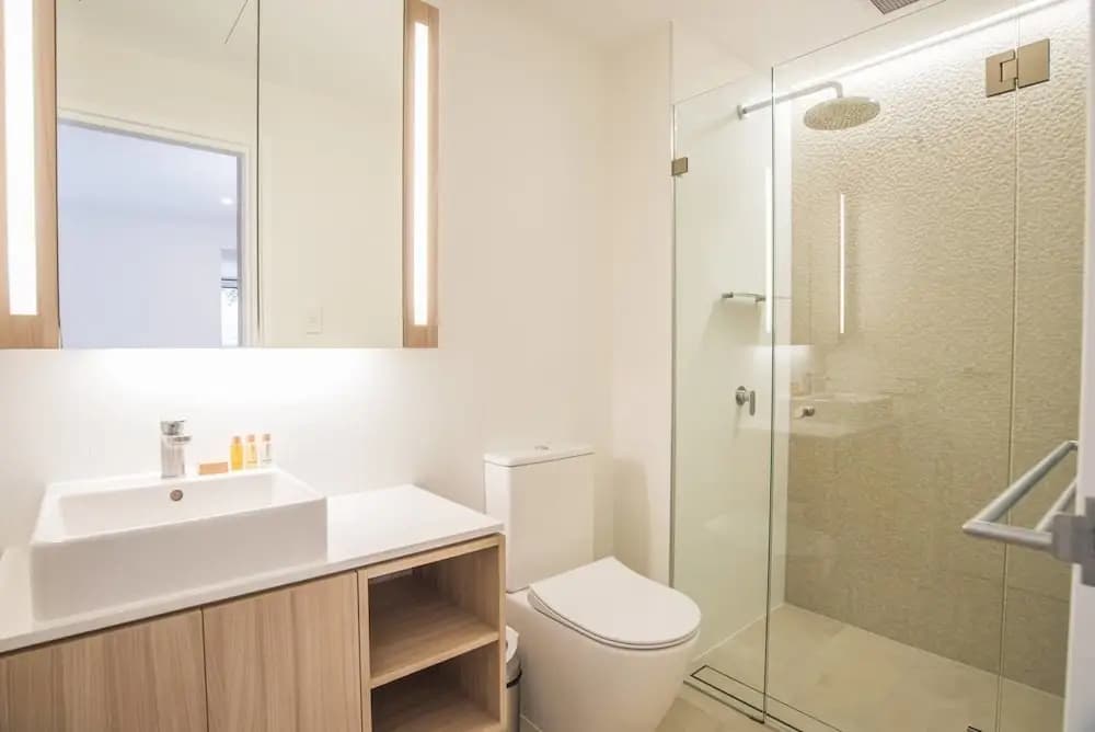 Oud Wood Apartment - photo 7