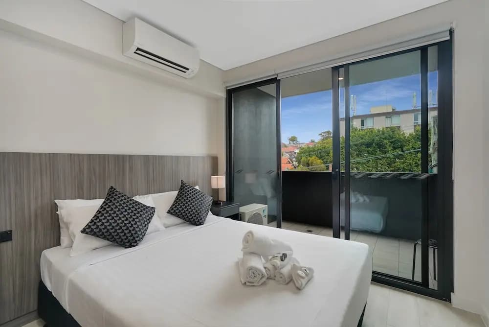 Coogee Studio Apartments - photo 3