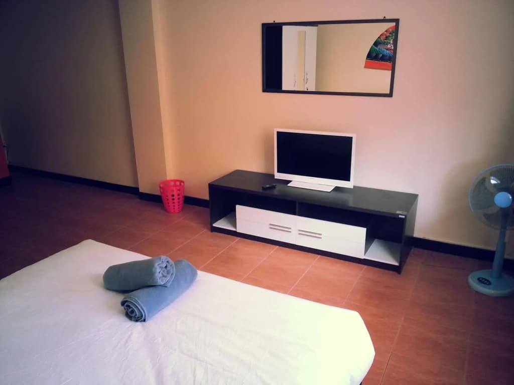 OYO 963 Sunshine Guesthouse - photo 2
