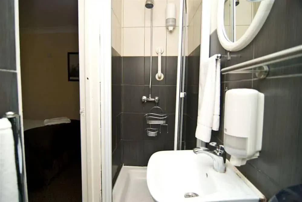 Holland Park Hotel - photo 10