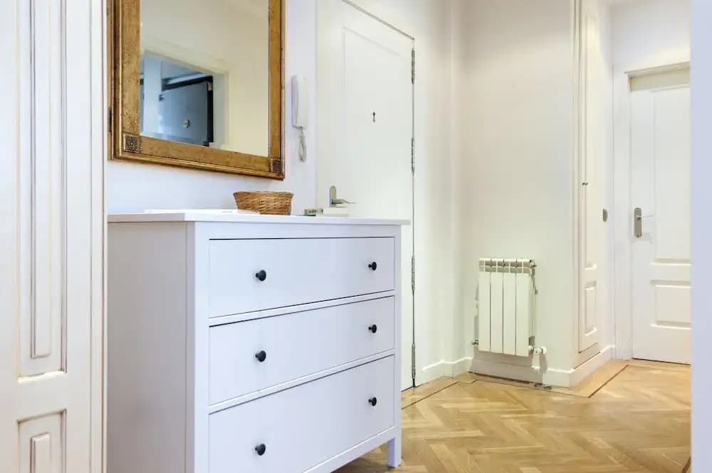 CHIC APARTMENT GRAN VIA I - ElevenHost - photo 4