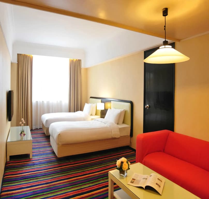 Panda Hotel - photo 5