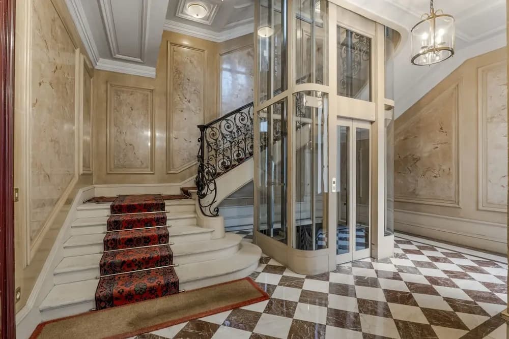Luxury 5 Bed Residence - Opposite Arc de Triomphe - photo 8