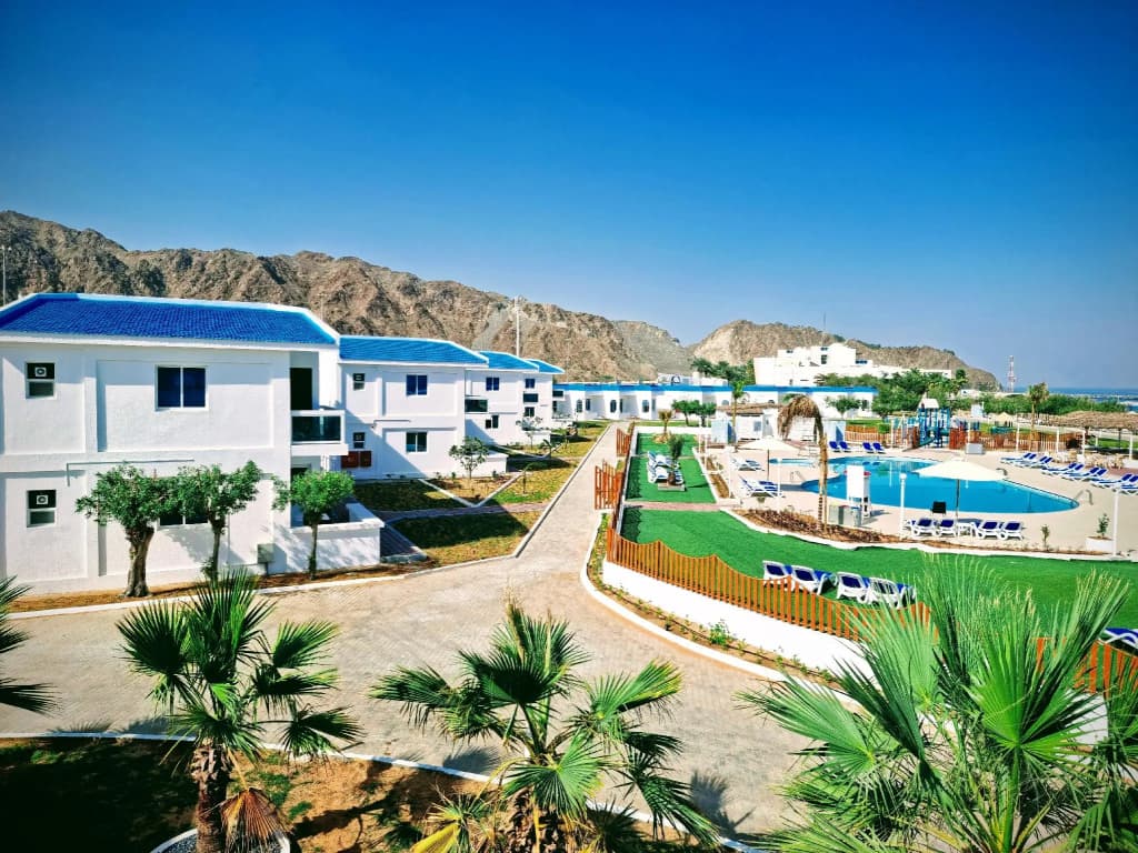 Holiday Beach Resort - main photo
