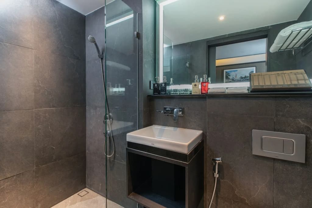 The Gravitique Hotel Khaosan - photo 7