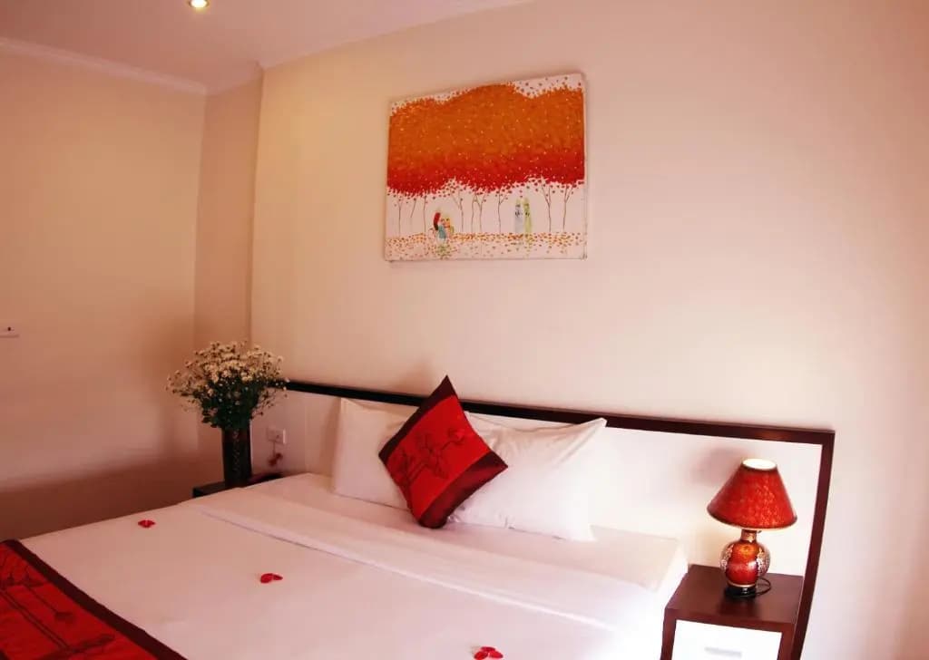 Rising Dragon Estate Hotel - photo 3
