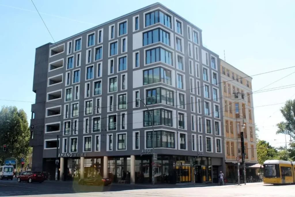 AMANO HOME Apartments - photo 1