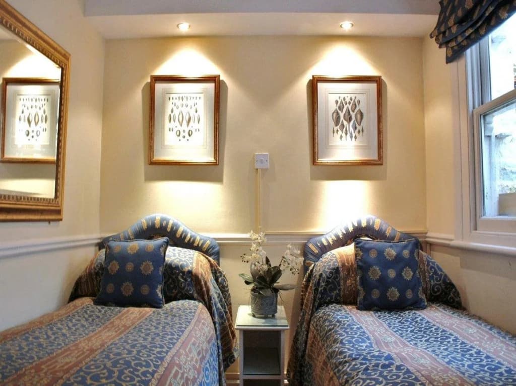Kensington Court By Capital - photo 26