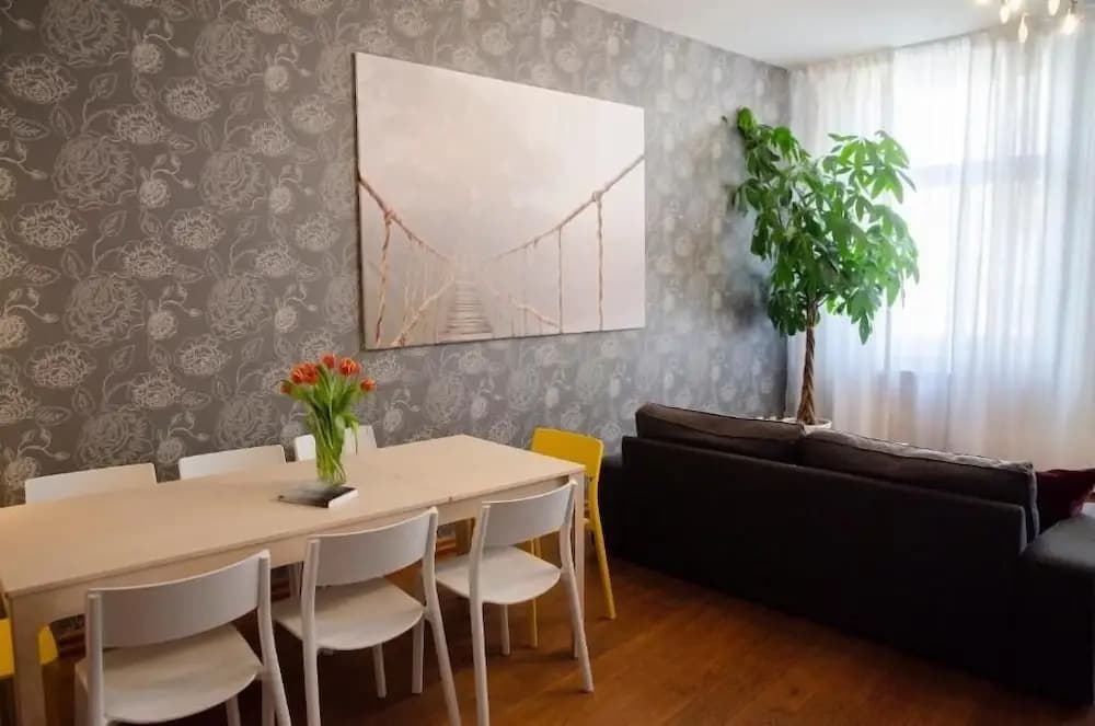 The Republic Garden - Hostel - photo 15