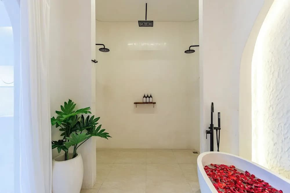 OriVista Luxe 1BR Designer Pool Villa in Canggu - photo 7