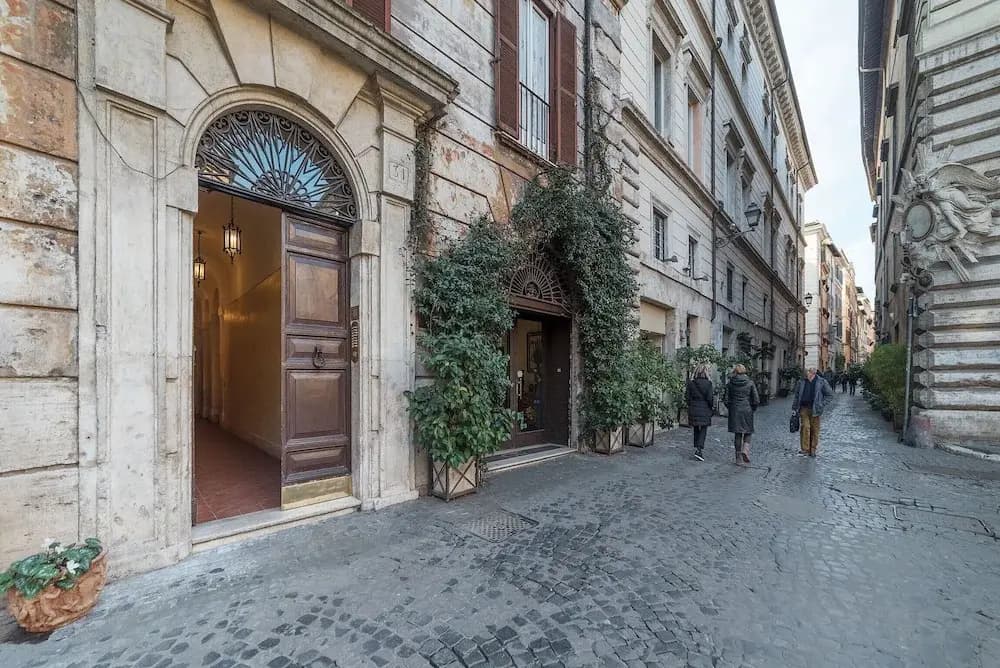 Piazza Navona Panoramic Penthouse - photo 26