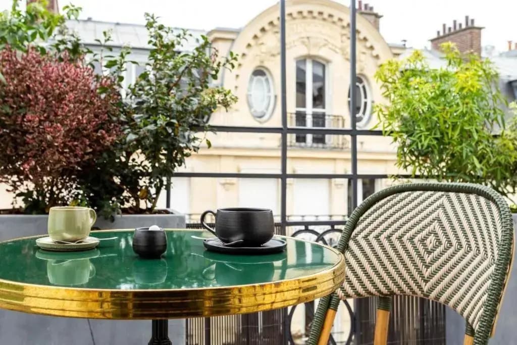 Hôtel Bonsoir Madame - photo 20