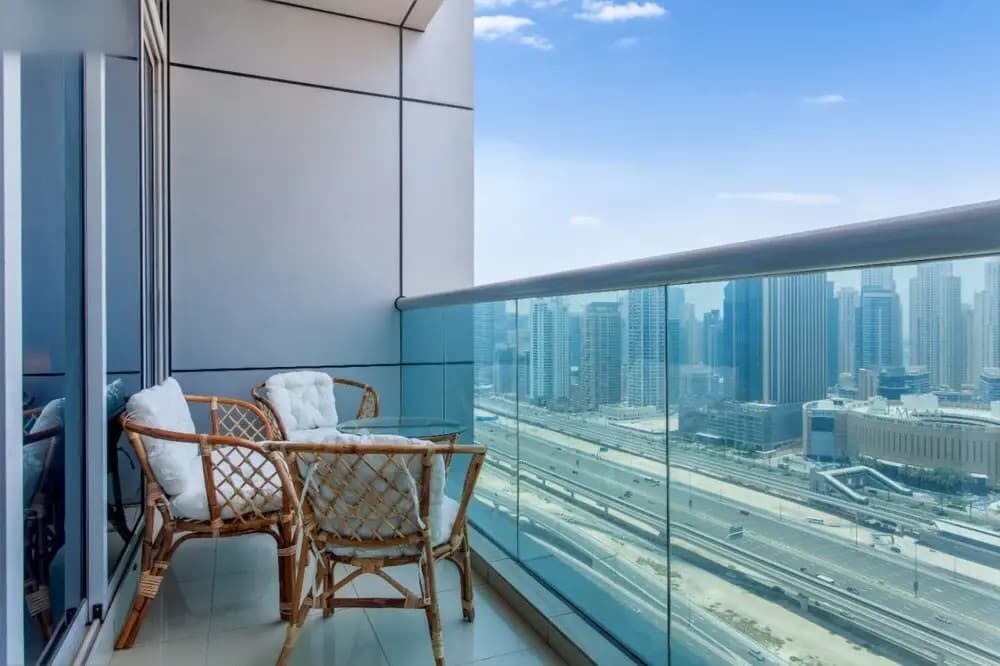 JLT Cluster P Modern 1 BR Apt - photo 5