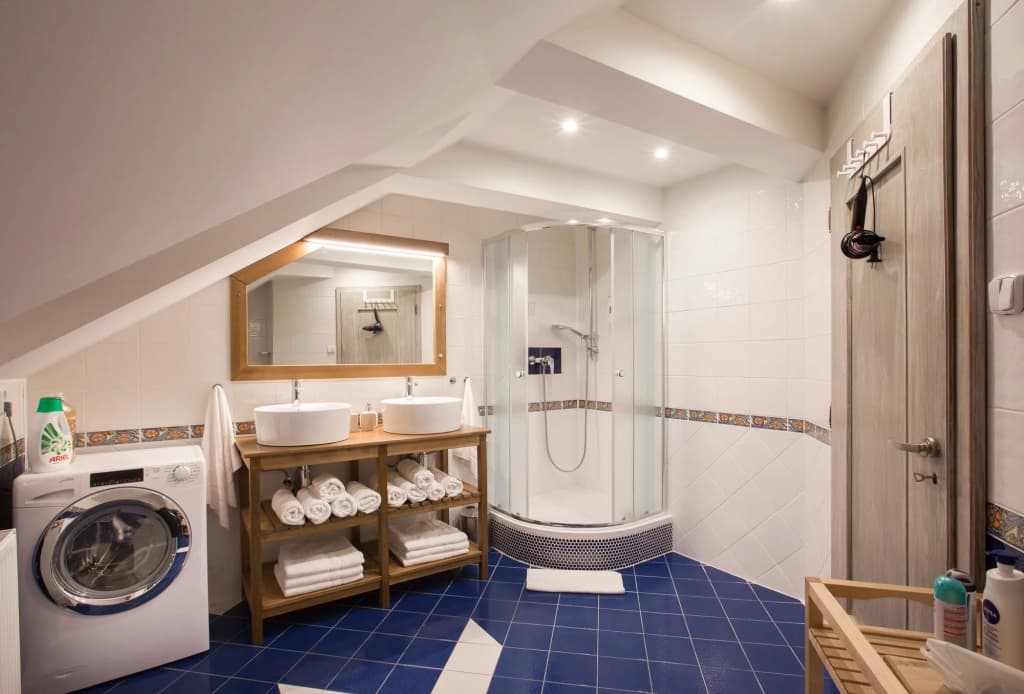Old Town Boho Chic Attic - photo 8