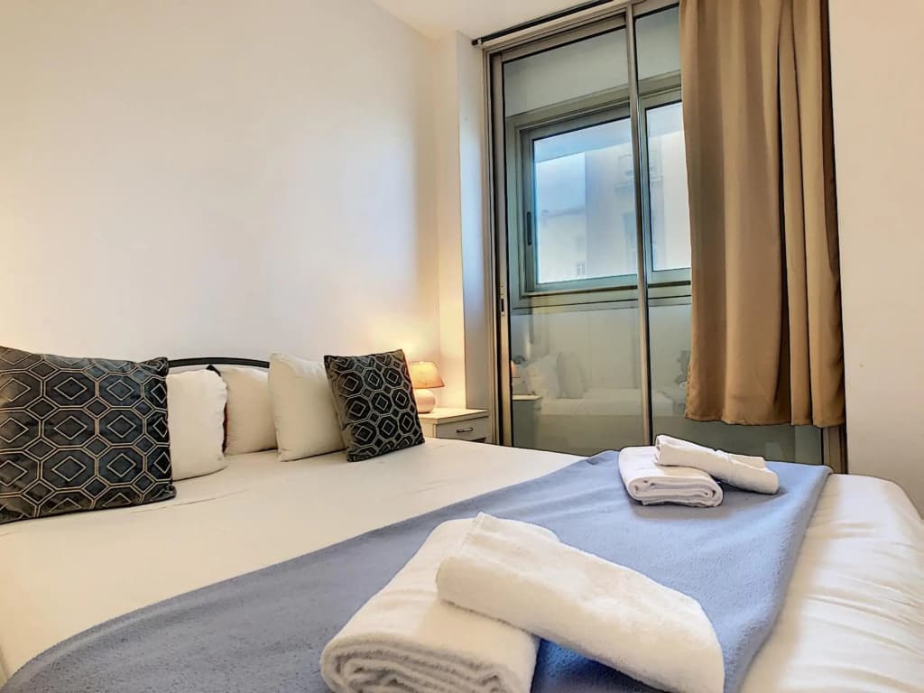 Nice Booking - Royal Luxembourg Piscine - photo 1
