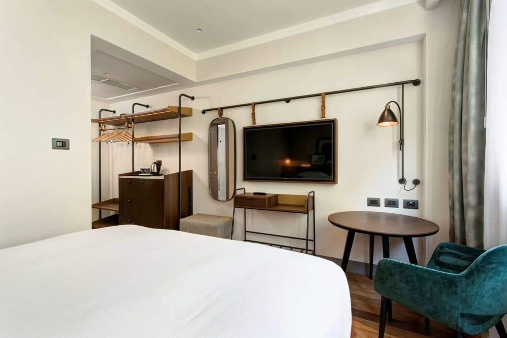 Hotel DoubleTree by Hilton Rome Monti - photo 6