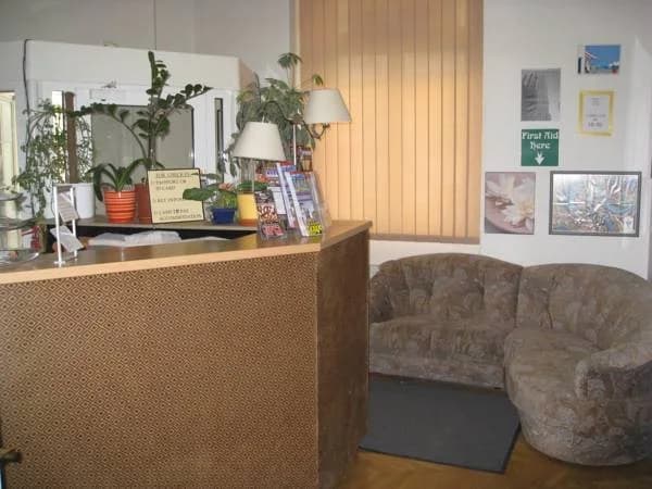 Emma Hostel - photo 2