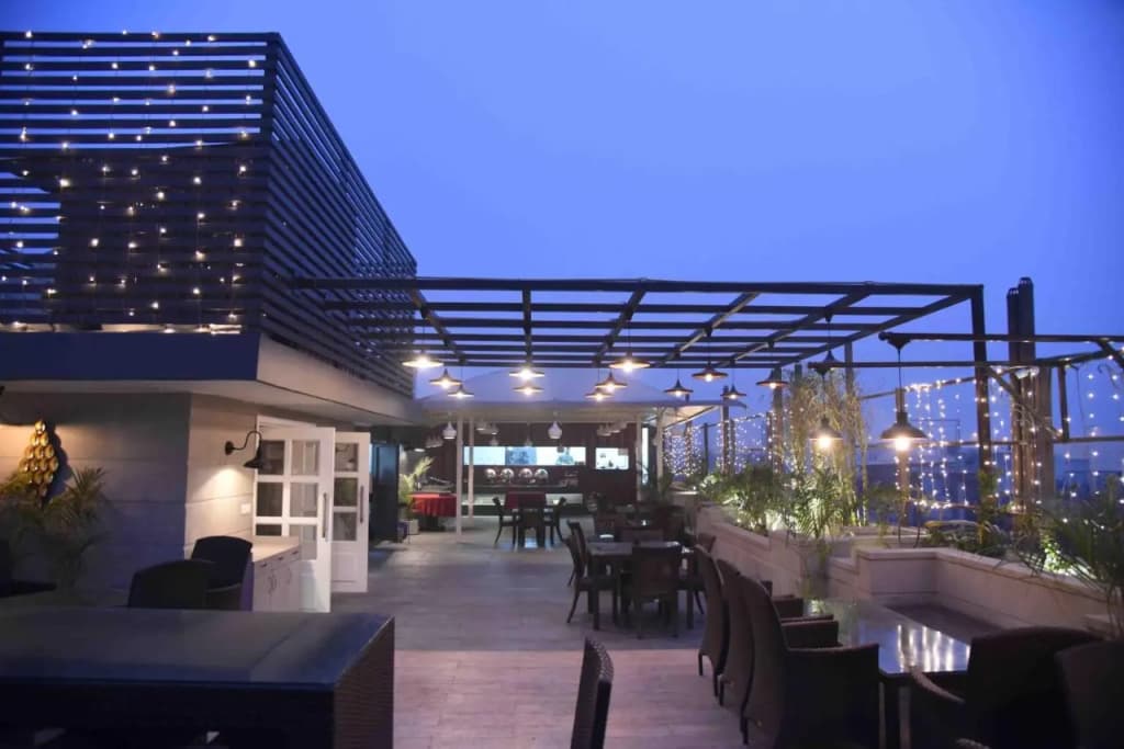 Hotel Picasso Naraina - photo 13
