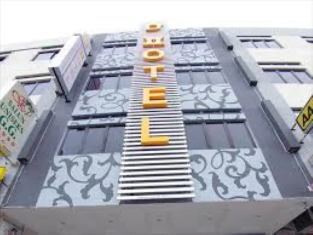 D'hotel - main photo