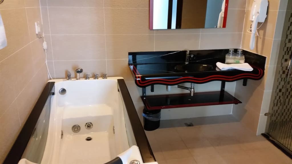 MB Hotel - photo 8