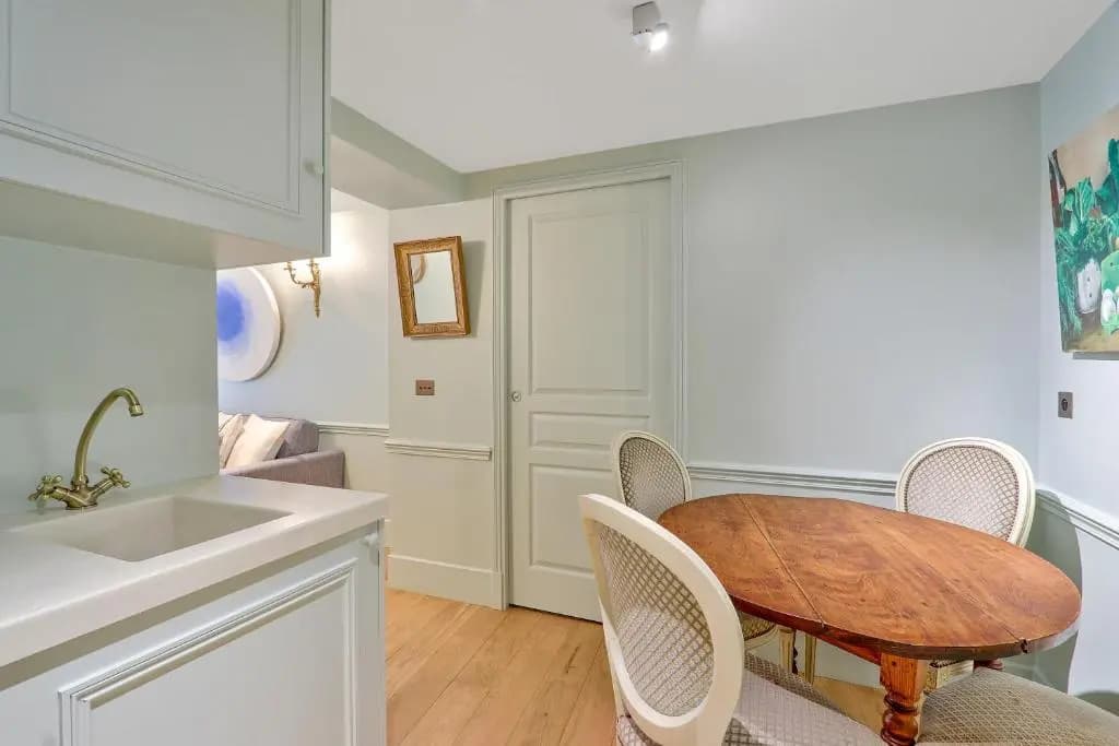 Pick A Flat's Apartments in Saint Germain - Paul-Louis Courier - photo 3