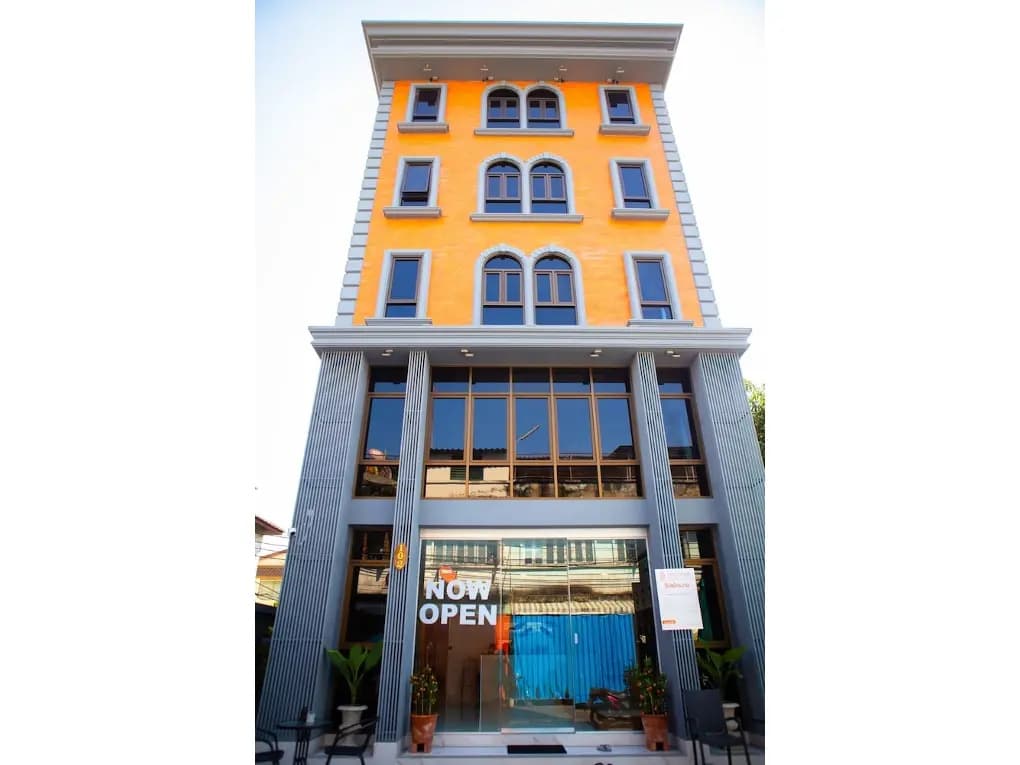 Rich8 Hostel - photo 1