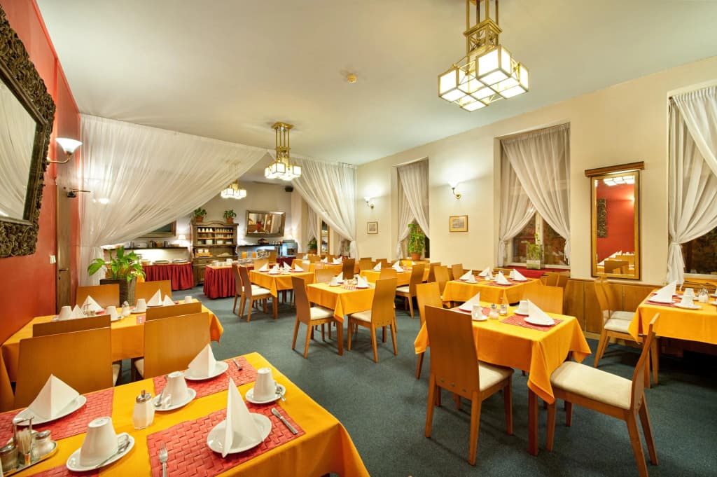 Hotel Aron - photo 12