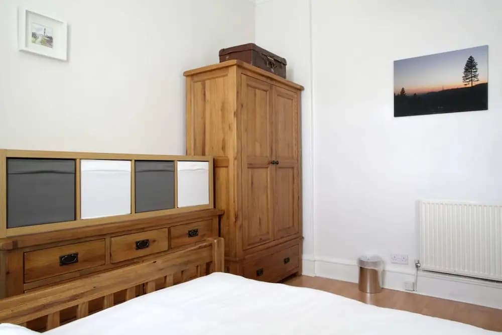 Central and Spacious 2 Bedroom Flat With Garden - photo 5