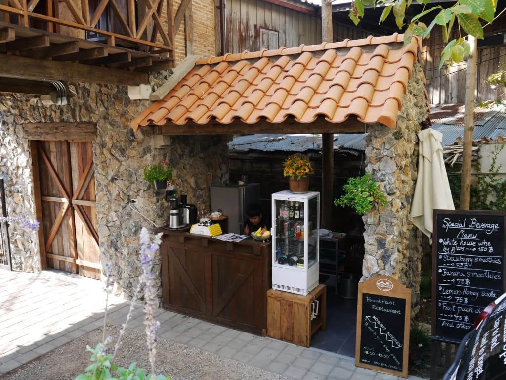 Le Charcoa Hotel - photo 26