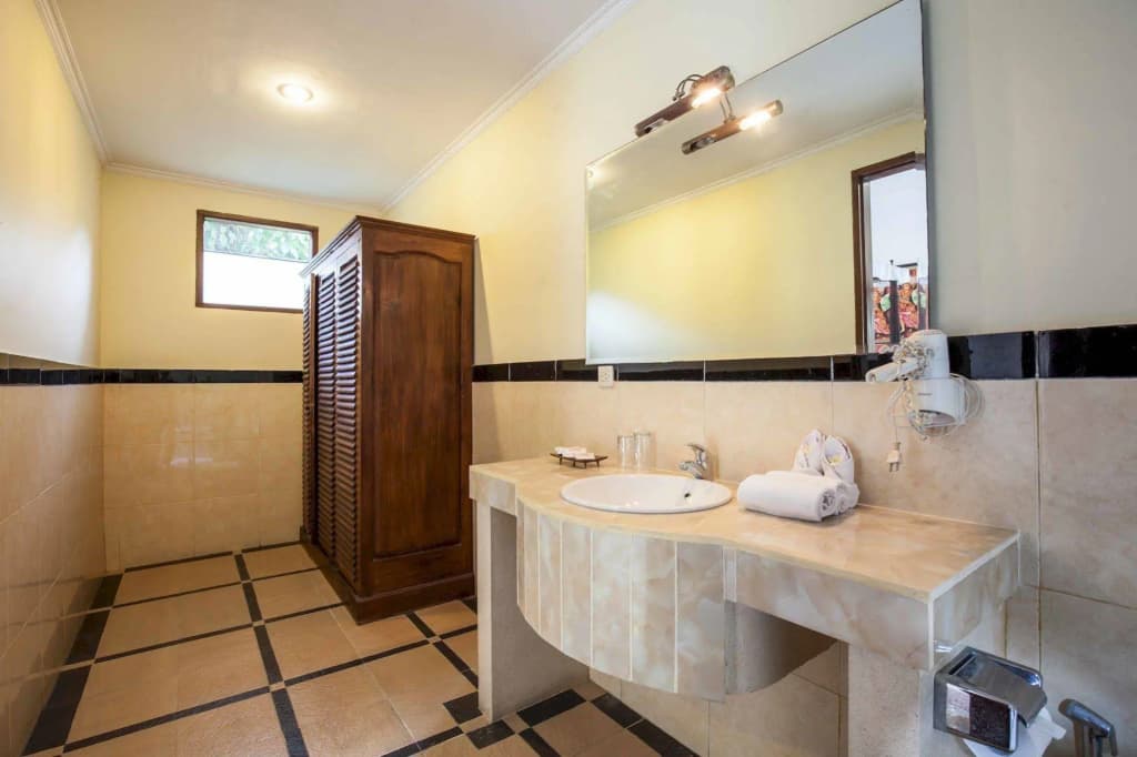 Putri Bali Villa - photo 8