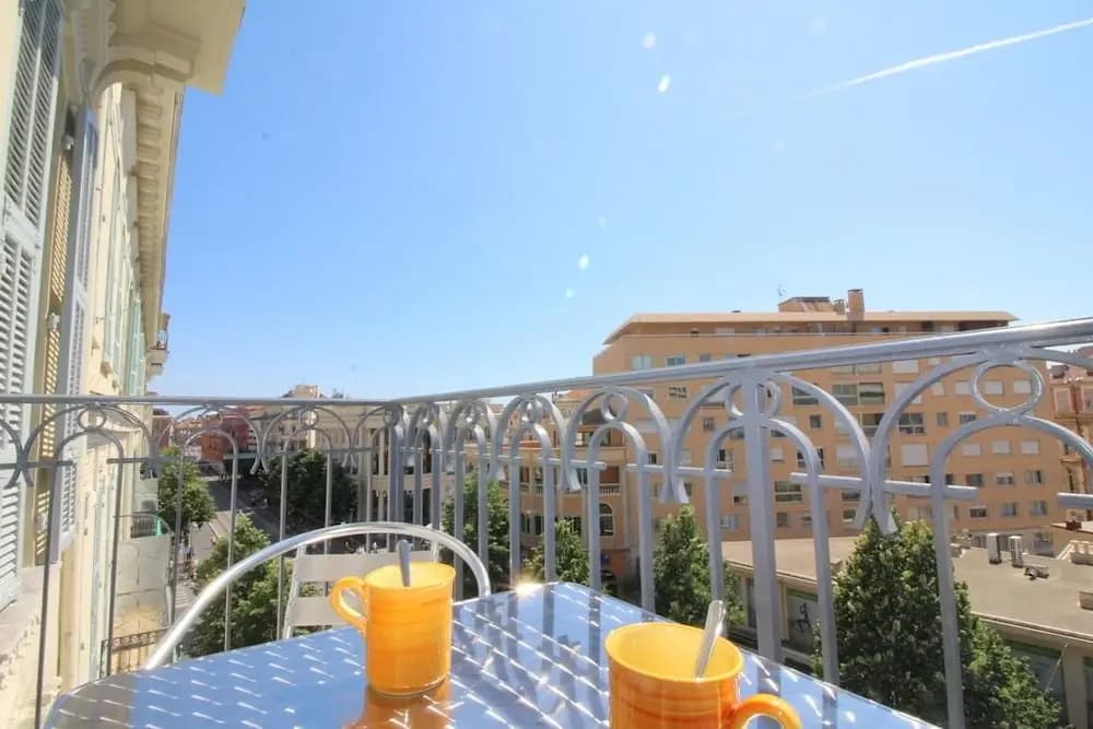 Nice Booking-Victoire-Massena Balcon - photo 9