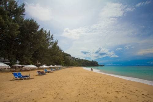 Naithon Beach Resort - photo 15