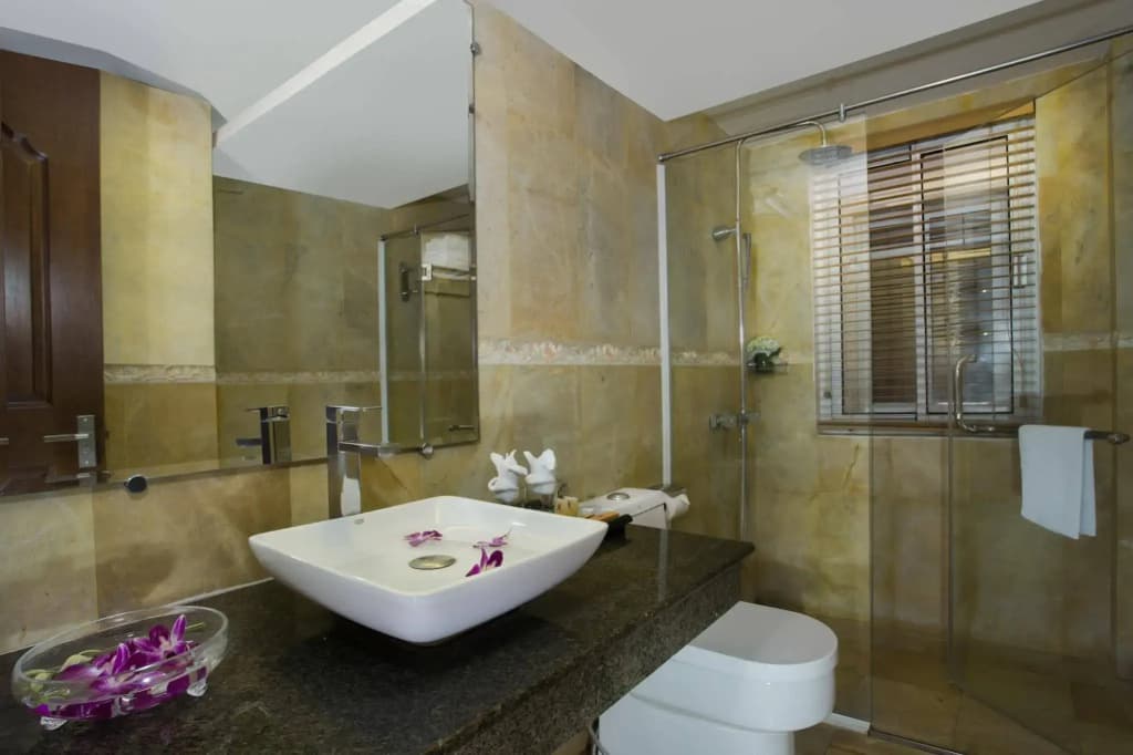 Classic Street Hotel - photo 8