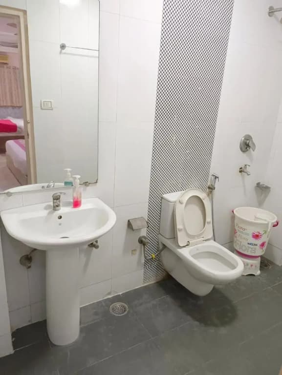 Hotel Sterling In Inn - photo 35