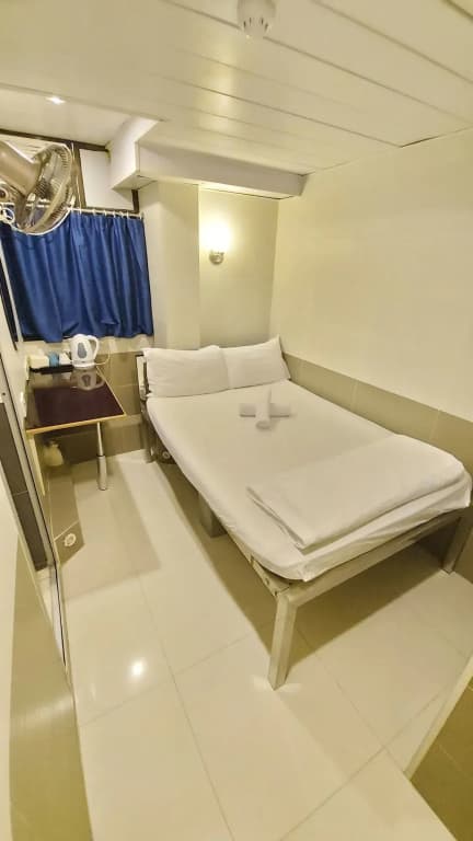 Apple Hostel - photo 14