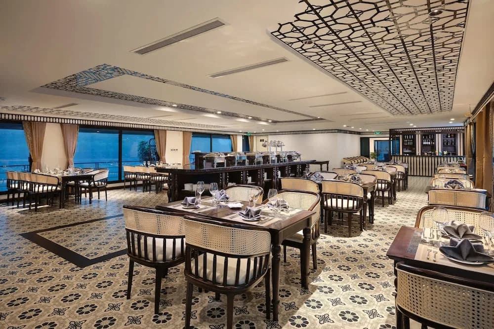 Era Cruise Halong Bay by Venus Group - photo 26