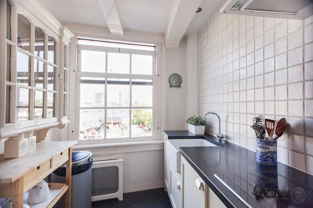 Water View Apartment - photo 10