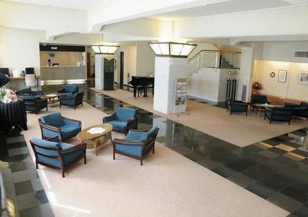 The Palace Side Hotel - photo 11