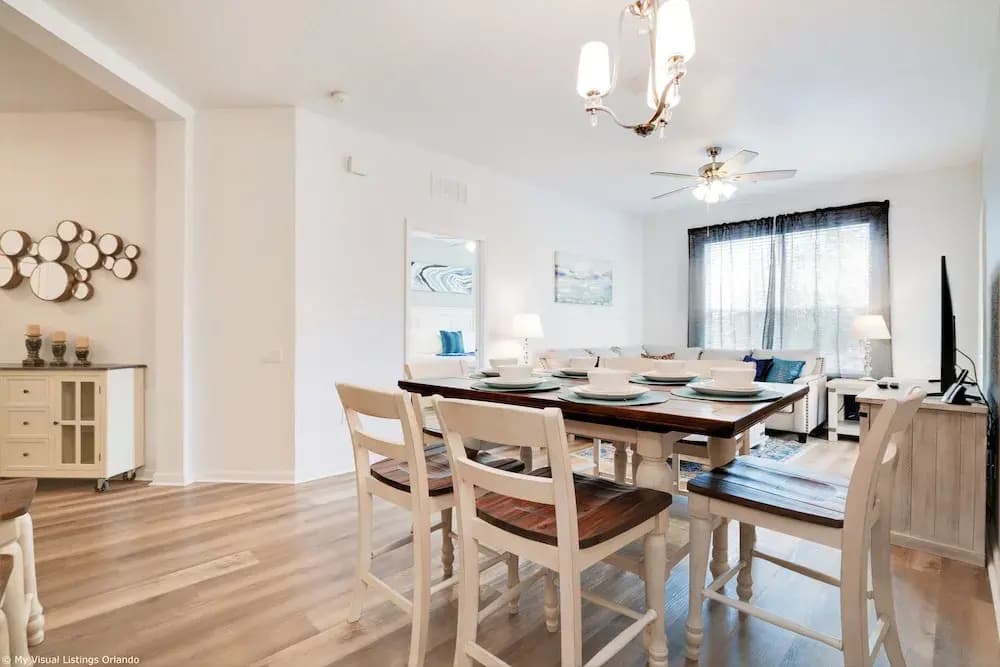 Spacious and Lovely 3BD Unit With Balcony, Close to the Convention Center #3vc309 - photo 26