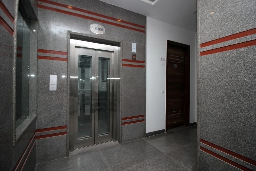 OYO 9028 Hotel Blu Pebbles - photo 13