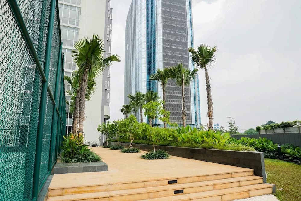 Pool View Studio Apartment Ciputra International - photo 13