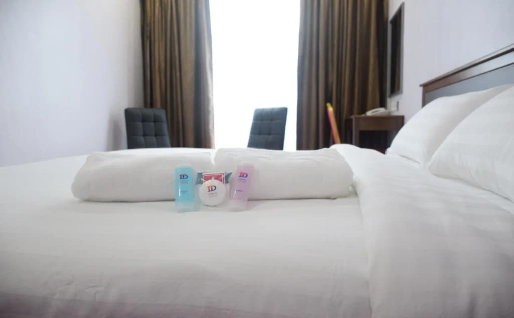 ID Hotel Yayasan - photo 1
