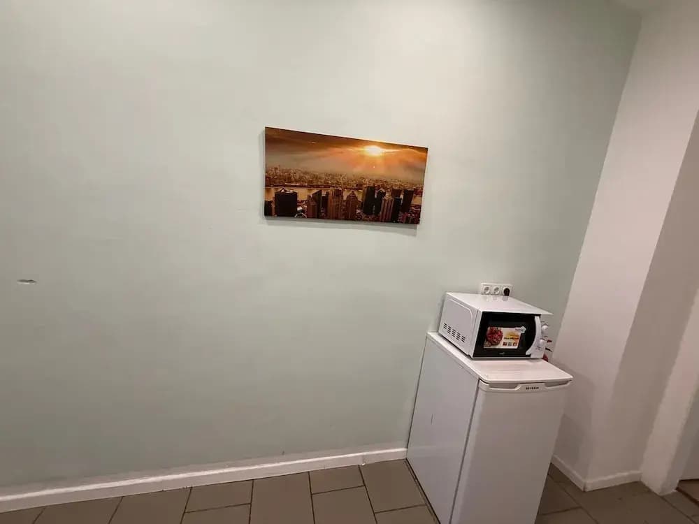 Comfy 2BR Apt Westbahnhof Area - photo 10