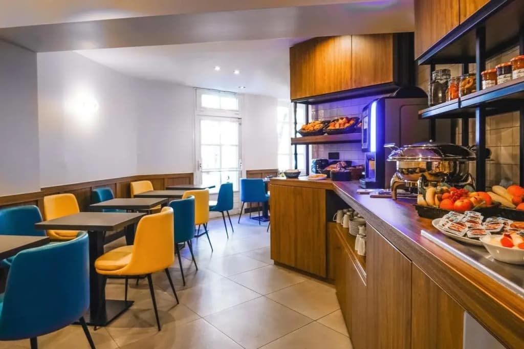 Timhotel Montmartre - photo 18