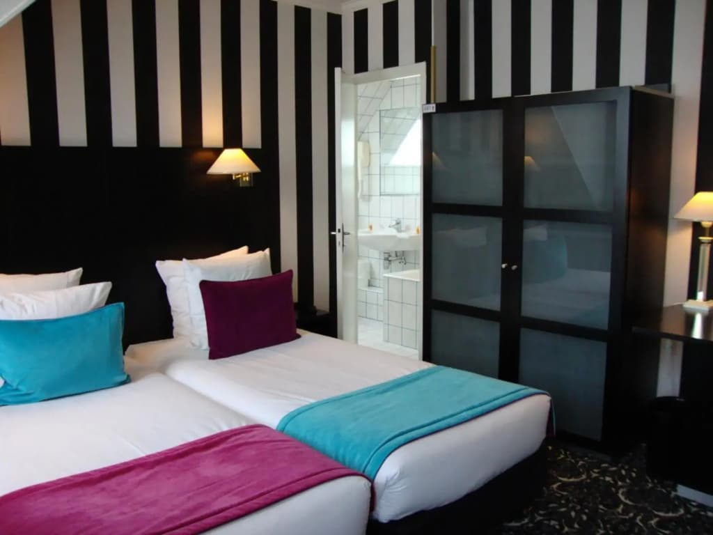 Peyris Opera Hotel - photo 40