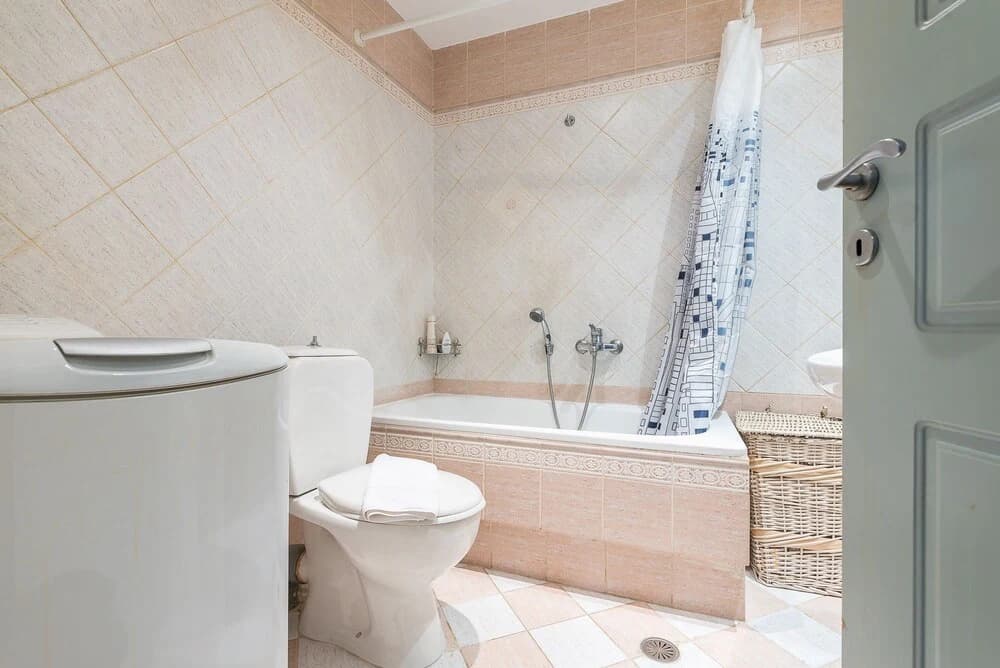 Elegant Kerameikos Apartment - photo 9