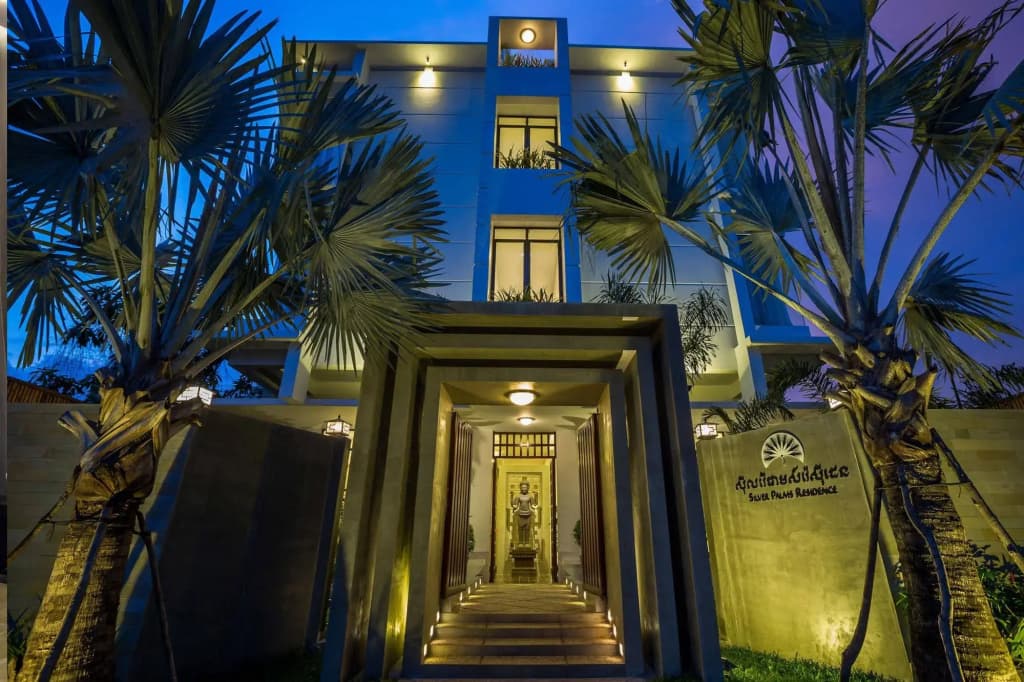 Silver Palms Residence - photo 1