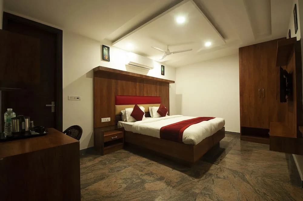 Hotel Urban Luxury - photo 6