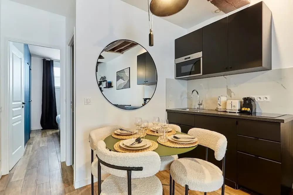 Duplex in the Center of Paris - photo 8